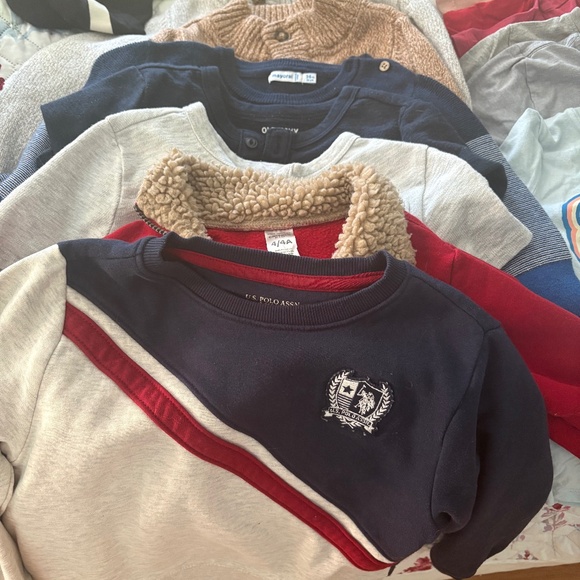 Size 4/5T Boys clothing